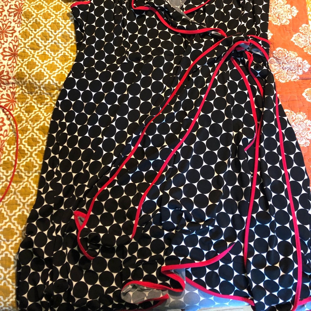 Dress - Picture 2 of 2